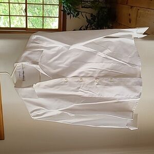 Size 6 Calvin Klein no-iron cotton blouse. White